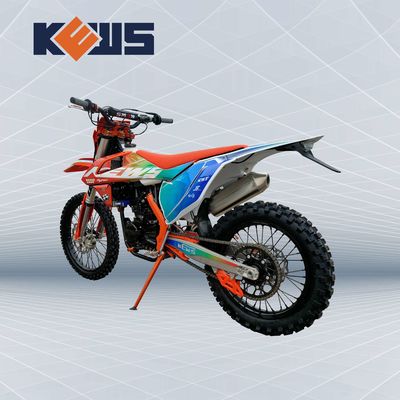 300CC Enduroのオートバイ オレンジKTMの土のバイク120KM/H