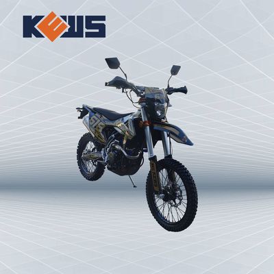 金のステッカー300CCのユーロの黒いオートバイ道の土のバイクの4台のオートバイNC300S
