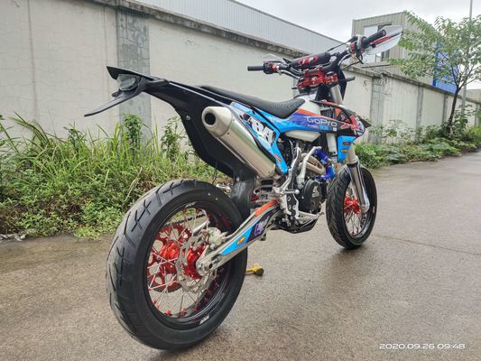 4ストローク水によって冷却されるエンジンNC450極度のMotardのオートバイのSupermotoのバイク