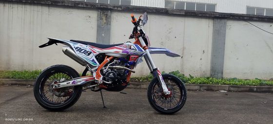 Kews水によって冷却されるエンジンの極度のMotardのオートバイNC300S 300CC 4ストローク