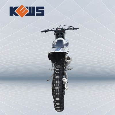 強力な250cc 4ストロークエンデューロオートバイ、OEM 4バルブ水冷EFIおよびEXCEL RIM搭載
