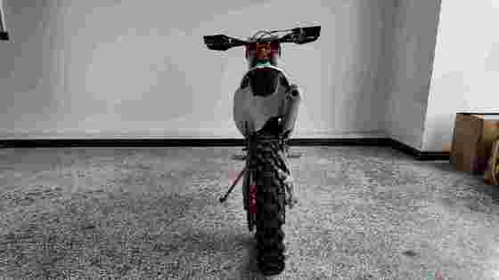 KEWS 1E72MN XFH300 2 Stroke Enduro Motorcycle with 290ML Piston Displacement and 38.6KW Maximum Power