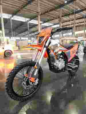 KEWS 161FMJ CB150D 4T Enduro/Motocross Motorcycle with 145ML Piston Displacement Electric+Kick Starter and 5 Speed Transmission